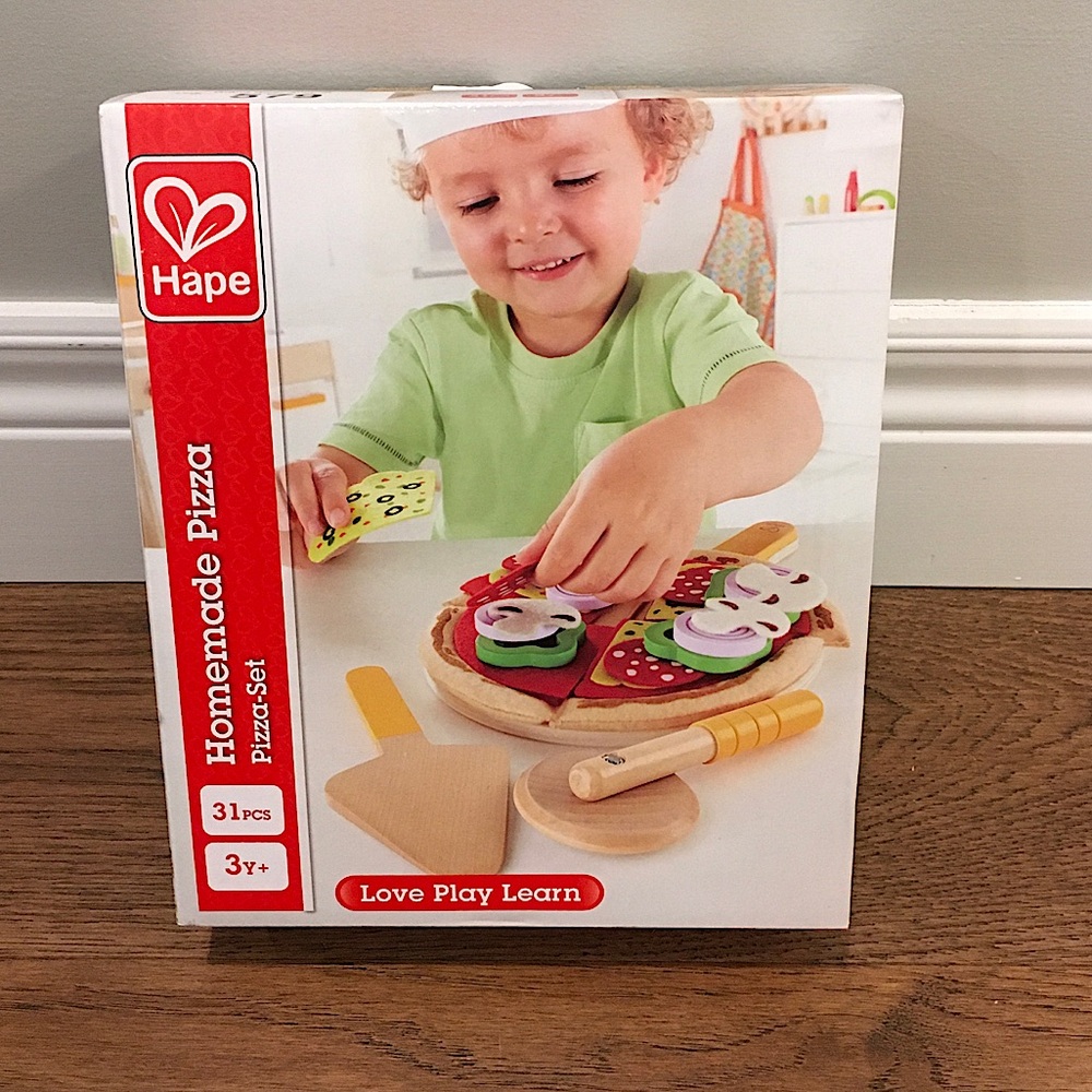 New Hape wooden homemade pizza set